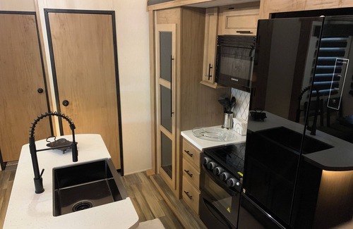 Coram House | Secluded riverfront RV 7 Miles from Glacier National Park!