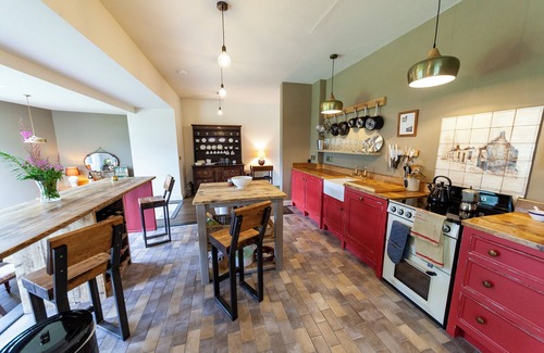Killin Cottage | Secluded traditional and stylish detached cottage set in a National Park