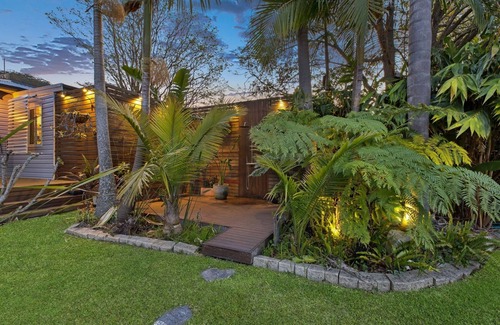 Woy Woy House | Secluded Waterfront Oasis: Your Private Getaway in Woy Woy