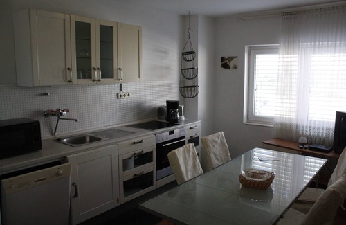 Seget Donji Apartment | Second Floor 3-room apartment with balcony and panoramic sea view
