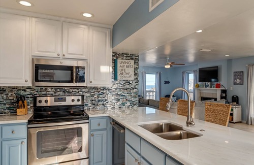 Dauphin Island House | Second Wind - Pool, Game Room, and fantastic Crow's Nest views of the Island!