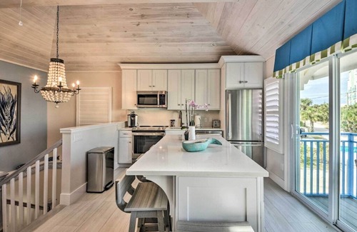 New Smyrna Beach Villa | Seconds from the ocean, one bedroom villa #1
