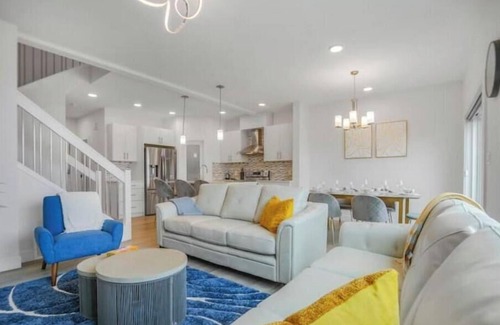 West Edmonton House | Secord Serenity