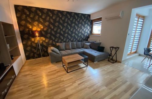 Sielce Apartment | Secret Apartments Chełmska 55m2