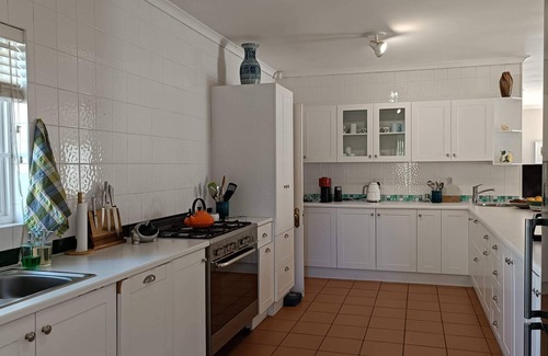 Plettenberg Bay Villa | Secret Garden Villa | 3BD w/Pool & Ocean Peek