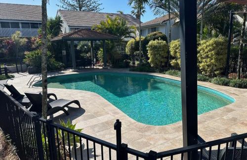 Peregian Beach Apartment | Secret Gem