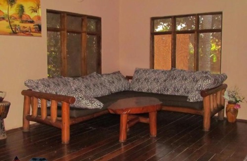 Entebbe House | Secrets Guest House