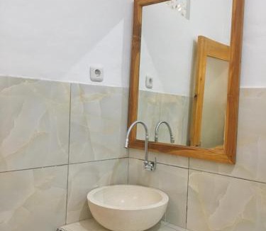 Kaliasem Villa | Sedap malam house