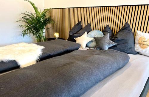 Steindorf am Ossiacher See Apartment | See-Apartment AURA am Fuße der Gerlitzen Alpe und Ufer des Ossiacher Sees - mit privatem Seezugang & Hallenbad