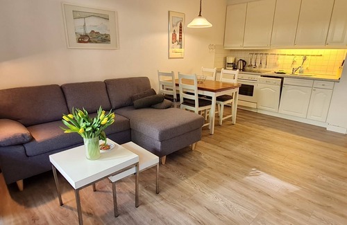 Wyk auf Foehr Apartment | Seeadler - Holiday apartment Seeadler - close to the beach, central, at ground level
