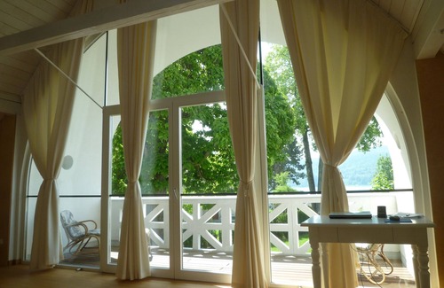 Krumpendorf am Woerther See House | SEEHAUS directly on Lake Wörthersee with its own beach