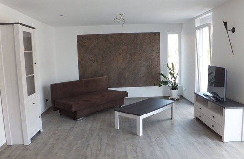 Ueberlingen Apartment | Seerevier: 84 m² modern and close to the center with a wonderful terrace. Quiet location!