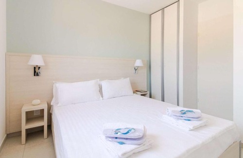 La Faviere Villa | SELECT'SO HOME - Résidence Le Poséidon - Mazet en Duplex - Prestations de qualité & Services Hôteliers - POS-G