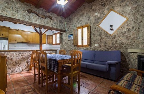 Nerpio Cottage | Self catering cottage Los Enebros for 6 people