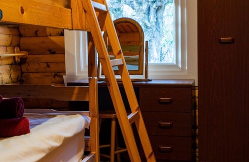 Duirinish Cabin | Self-Catering log cabin near Plockton and the Isle of Skye secluded, well equipped and dog friendly.