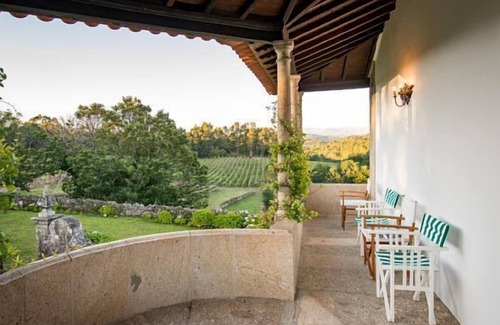 Santa Cruz do Lima Cottage | Self catering Quinta de Luou for 8 people
