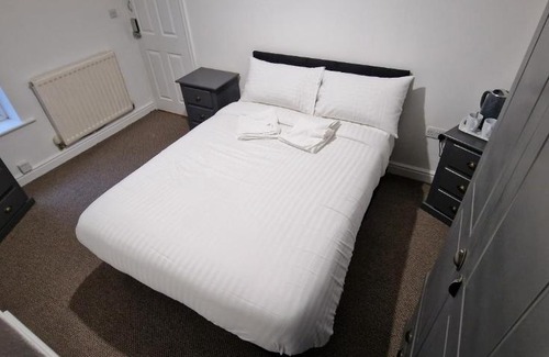 Doncaster House | SELF CHECK IN APARTMENT DONCASTER
