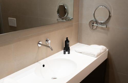 Arbedo-Castione Bed & Breakfast | SELF CHECK IN Arbed Living Apartments Arbedo Castione