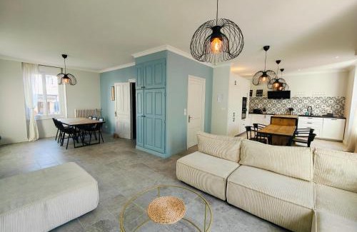 Centre Ville House | Self-checkin house - Private rooms to rent in a beautiful town house - Not a hotel - Shared facilities - Extra fee for sheets and towels - Private parking - Check your plateform inbox and follow check-in instructions - Chambres privées - Arrivée autonome