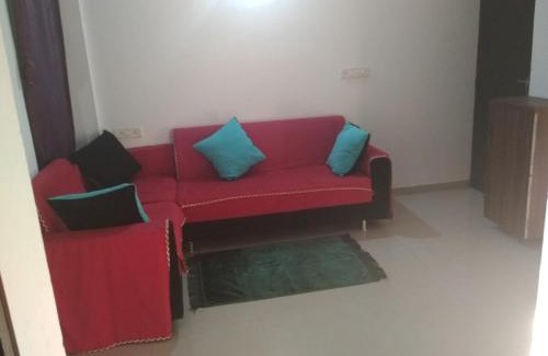 Ahmedabad Apartment | Self checkin4Couples & Family friendly Entire 2 BHK