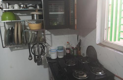 Ahmedabad Apartment | Self checkin4Couples & Family friendly Entire 2 BHK