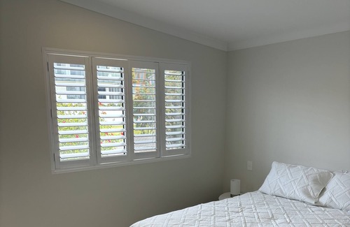 Middleton Beach Apartment | Self contained 2x1 in Middleton Beach, with deck, overlooking Middleton Beach