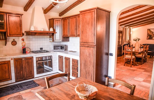 Montecchio House | Self contained house with private pool.
