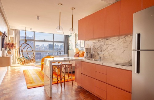 Central Zone House | Selva SampaSky: bathtub and view on the 24th floor