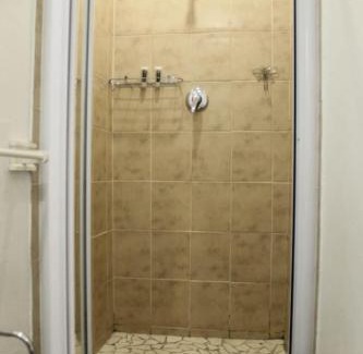 Greater Johannesburg Metropolitan Area House | Semeni Asante Guesthouse
