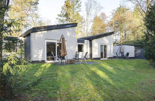 Kootwijk Cottage | Semi-detached bungalow for 8 persons