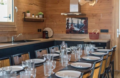 La Toussuire House | Semi-detached chalet near the slopes with panoramic views