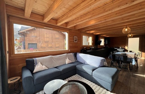 La Toussuire House | Semi-detached chalet near the slopes with sauna