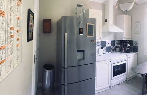La Fagette House | Semi-detached house with garden close to all amenities