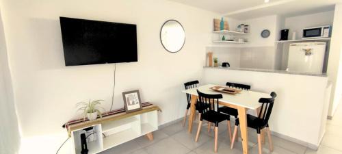 La Plata Apartment | Semipiso 42 Zona Plaza Paso by Lofter