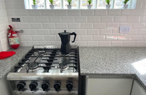 La Plata Apartment | Semipiso al frente .Parque San Martin