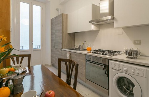 Bullona Apartment | Sempione Superior Home