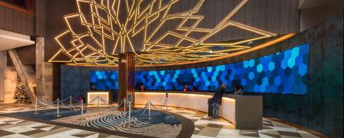 Downtown Niagara Falls Hotel | Seneca Niagara Resort & Casino