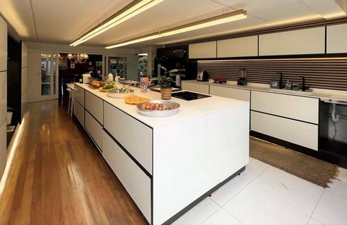 Carapicuiba House | Sensational Party Space