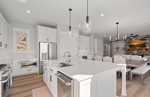 Lake Norman of Catawba House | Sensational Sunsets by SoCharm | *Brand NEW* Luxury Home w/Pool/Hot Tub and Expansive Views
