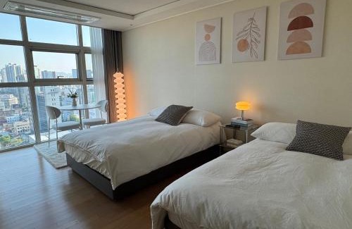 Namyeong-dong Apartment | Seoul Station Studio-City View