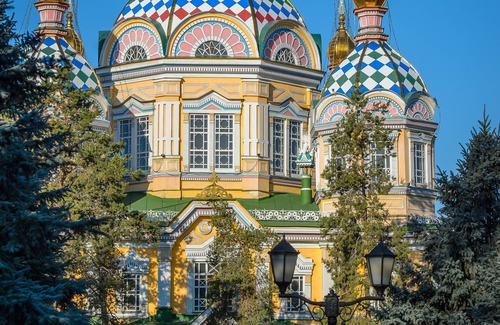 Almaty Apartment | Separate guest house central park Almaty