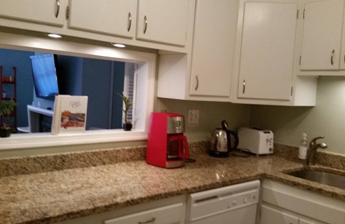 Capitol Hill Apartment | Sept Oct last minute Specials