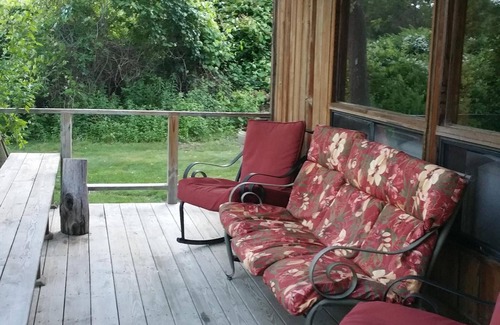 Montauk Cottage | SEPTEMER Serenity - Charming 3 Bedroom Beach House