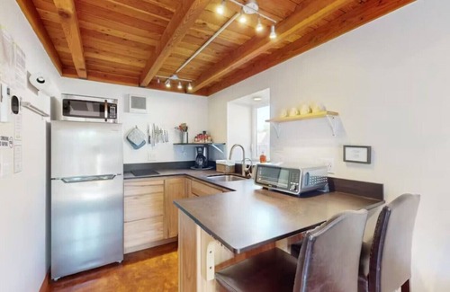 Eureka Apartment | Sequoia Cottage