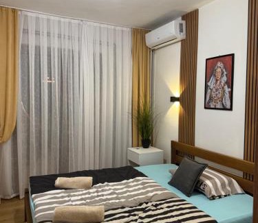 Pejë House | Serana Stays
