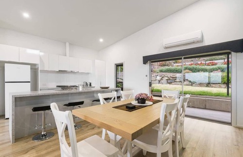 Victor Harbor House | Serendipity - 27 Shields Crs Encounter Bay