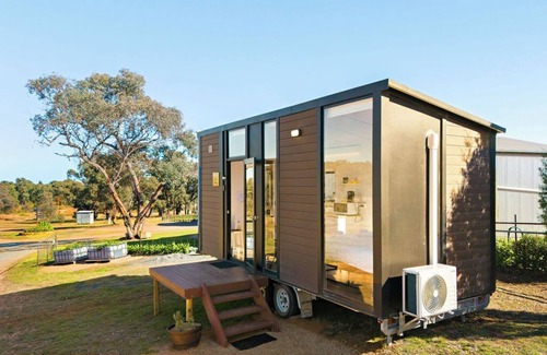 Parkes House | Serendipity by Tiny Away