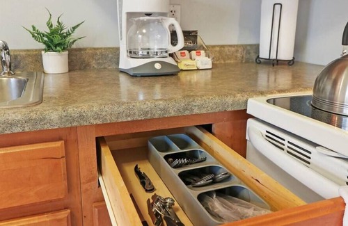 Arlington Heights Apartment | Serene 1BR Apt in Peaceful Community