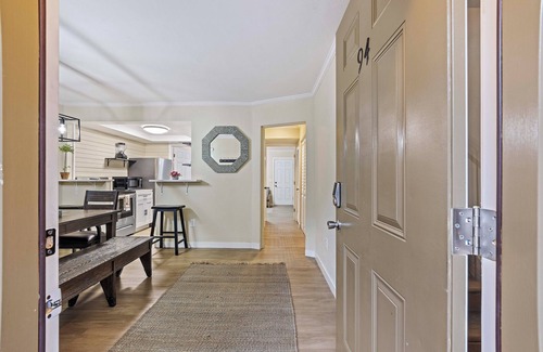 Palmetto Dunes Condo | Serene 2-bedroom condo with Pool, Free Parking, Tennis Court