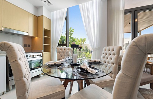 Dubai Villa | Serene 4BR Villa With Private Outdoor Area and Balcony
